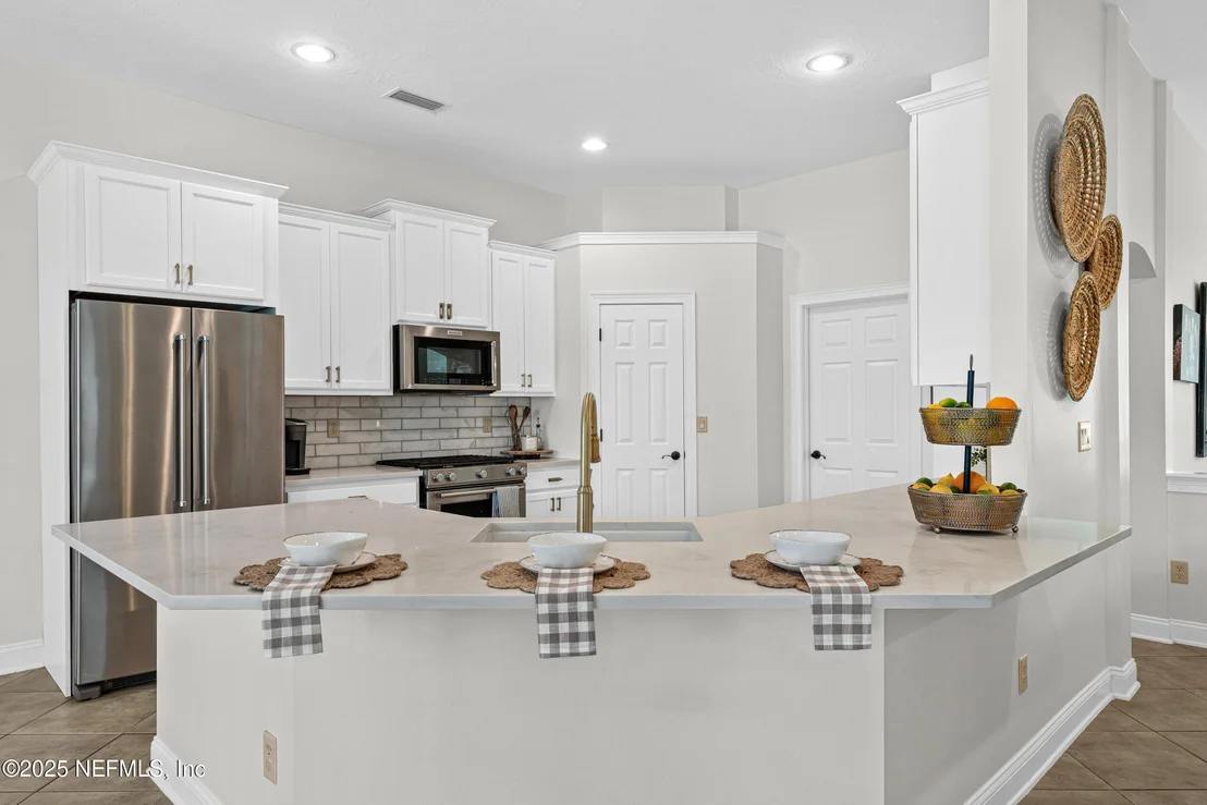 Photo of 416 FRIAR TUCK Lane