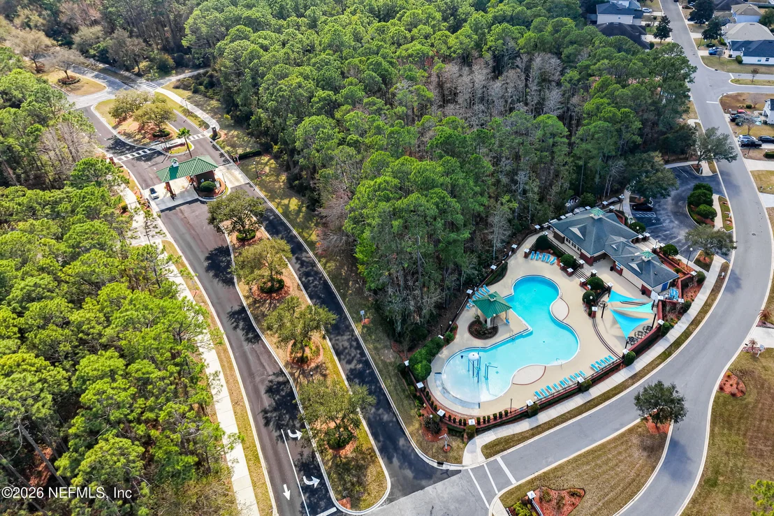 Photo of 2104 BLUFF VIEW Road