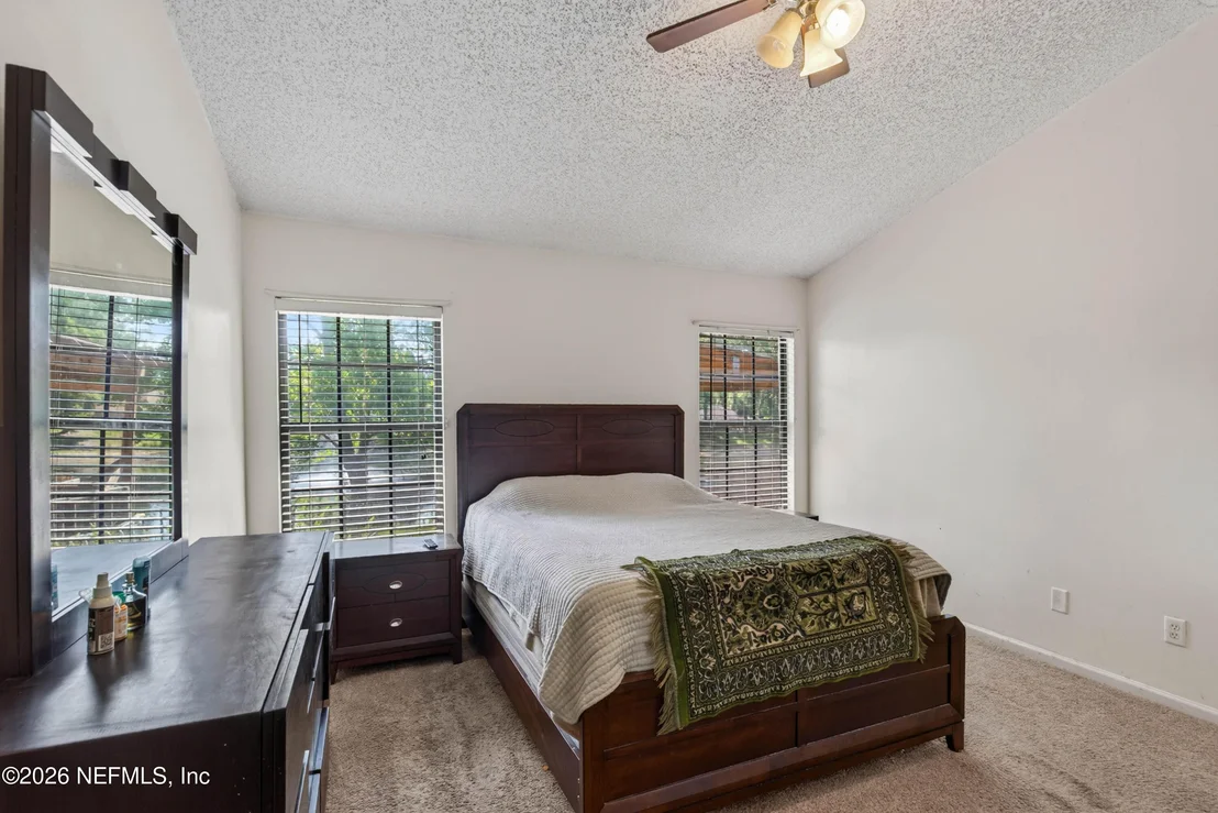 Photo of 1641 SPRING OAKS Lane