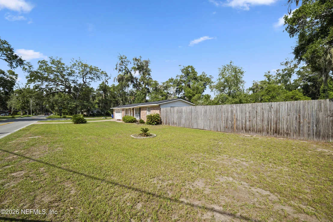 Photo of 1116 PLAINFIELD Avenue