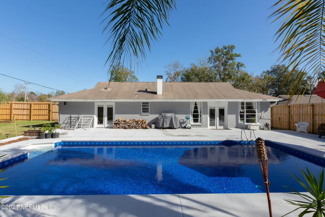 Photo of 2397 FERNVIEW Drive