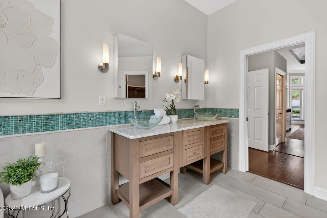 Photo of 13634 SHIPWATCH Drive