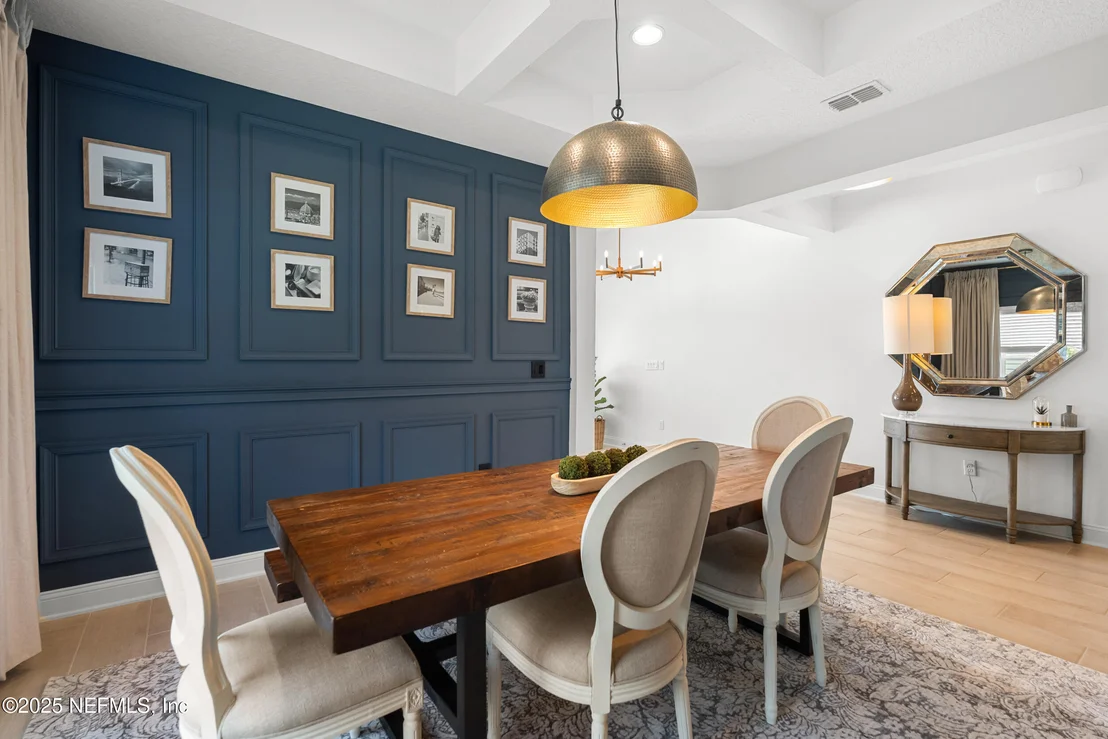 Photo of 230 MARQUESA Circle