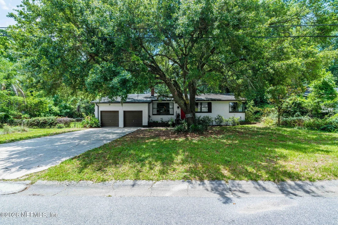 Photo of 1738 CLEMSON Road