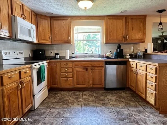 Photo of 9559 SE STATE ROAD 100