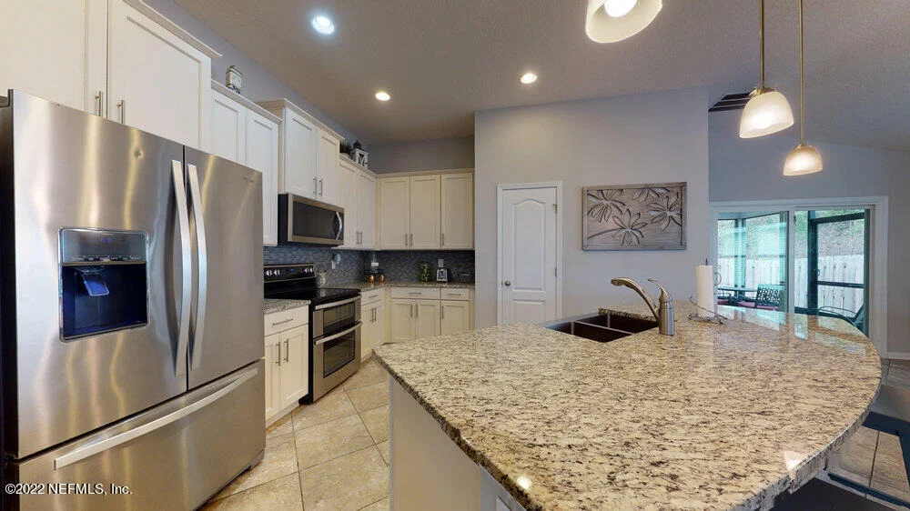 Photo of 387 SAMARA LAKES Parkway