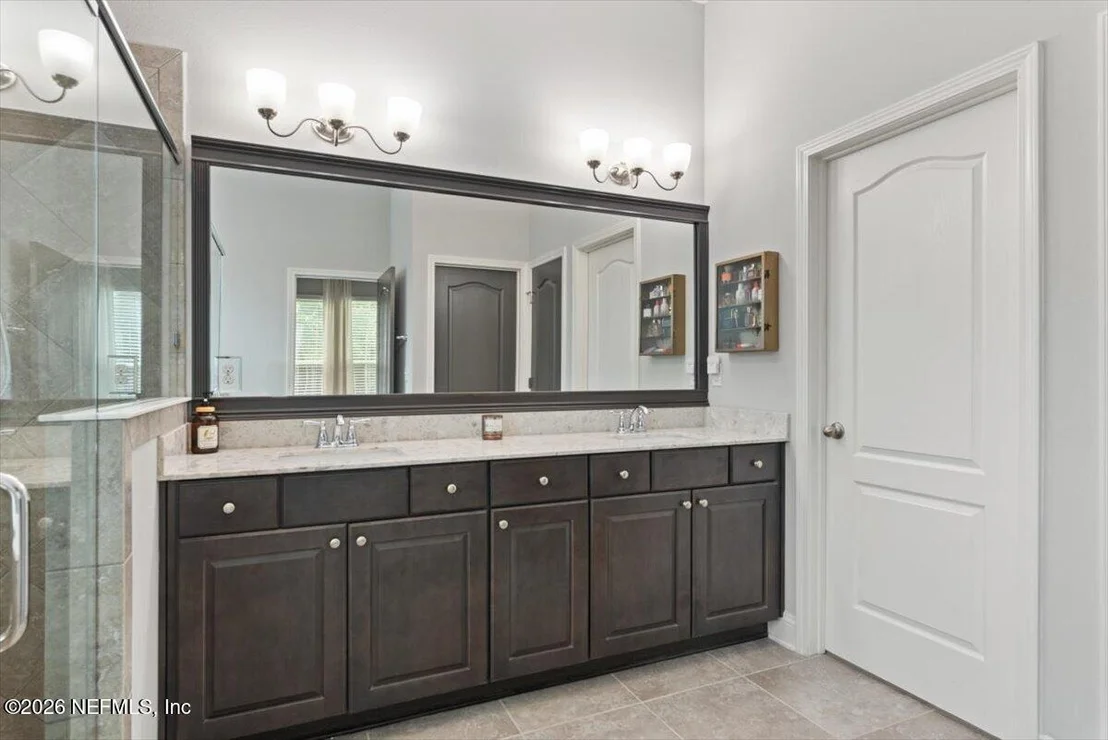 Photo of 255 SPLIT OAK Road