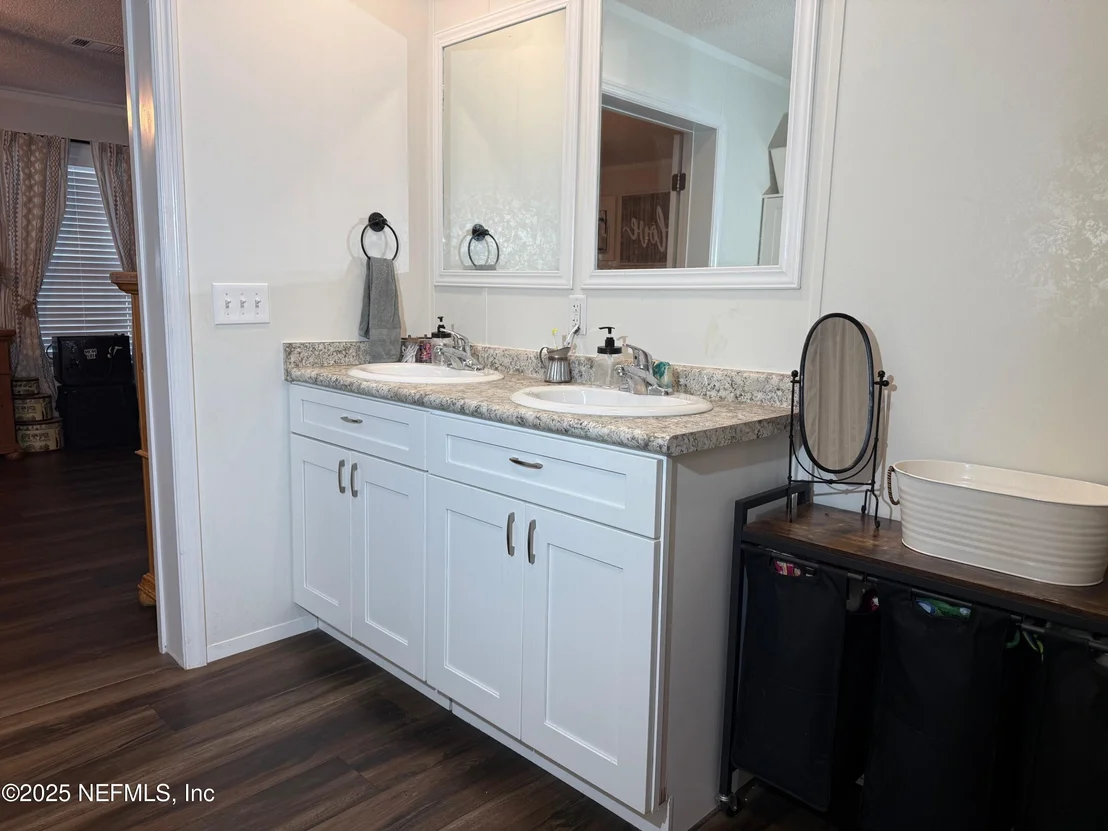 Photo of 22325 STATE ROAD 16
