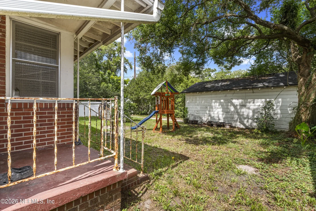Photo of 1603 PARRISH Place