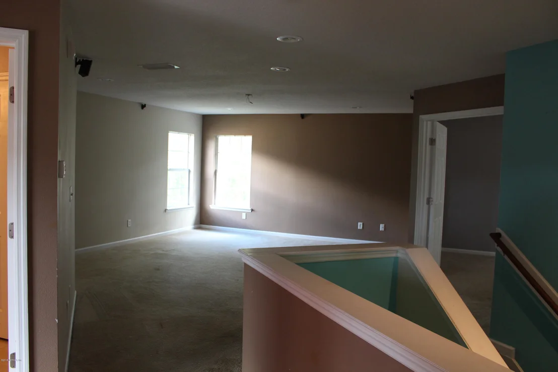 Photo of 1983 TOMAHAWK Drive