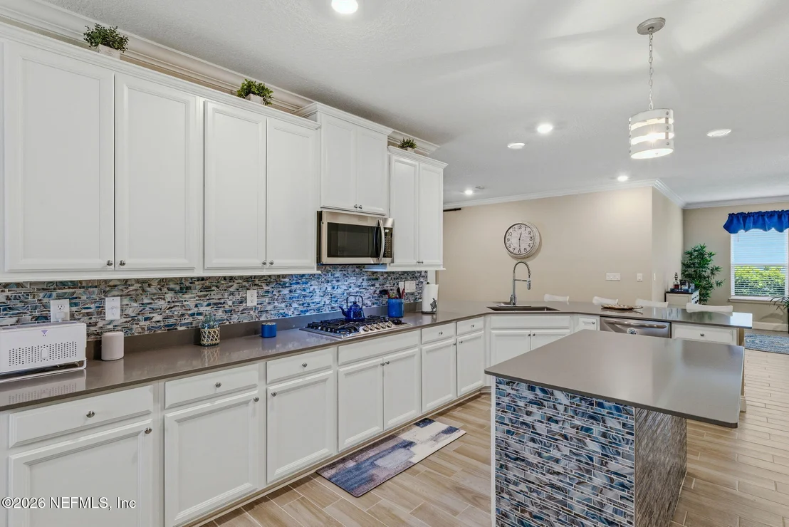 Photo of 75225 WHITE RABBIT Avenue