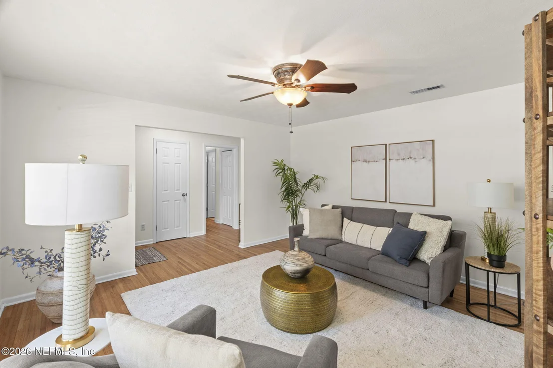 Photo of 3333 PICADILLY Lane