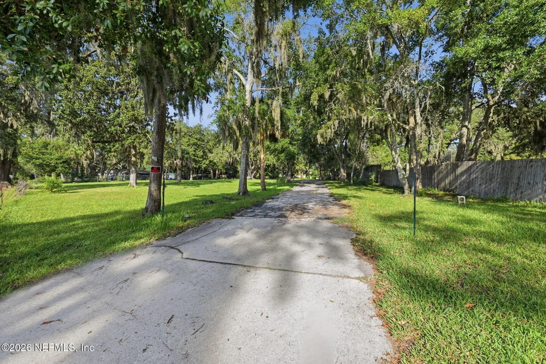 Photo of 514 RIVER Road