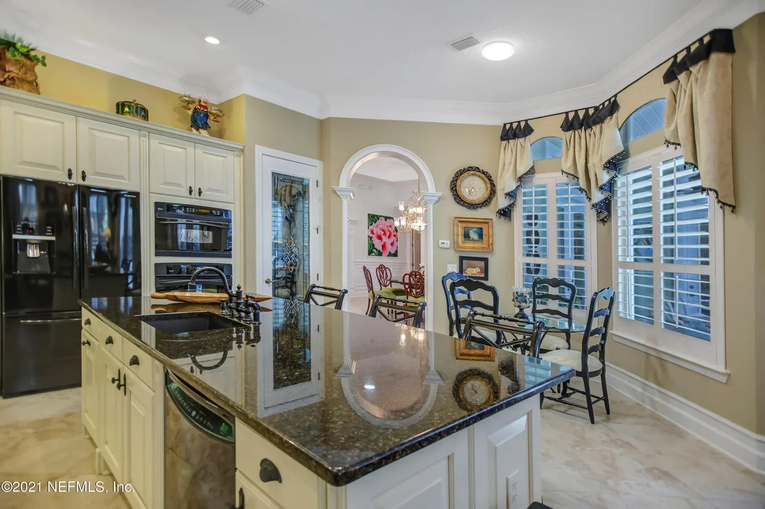 Photo of 1120 INVERNESS Drive