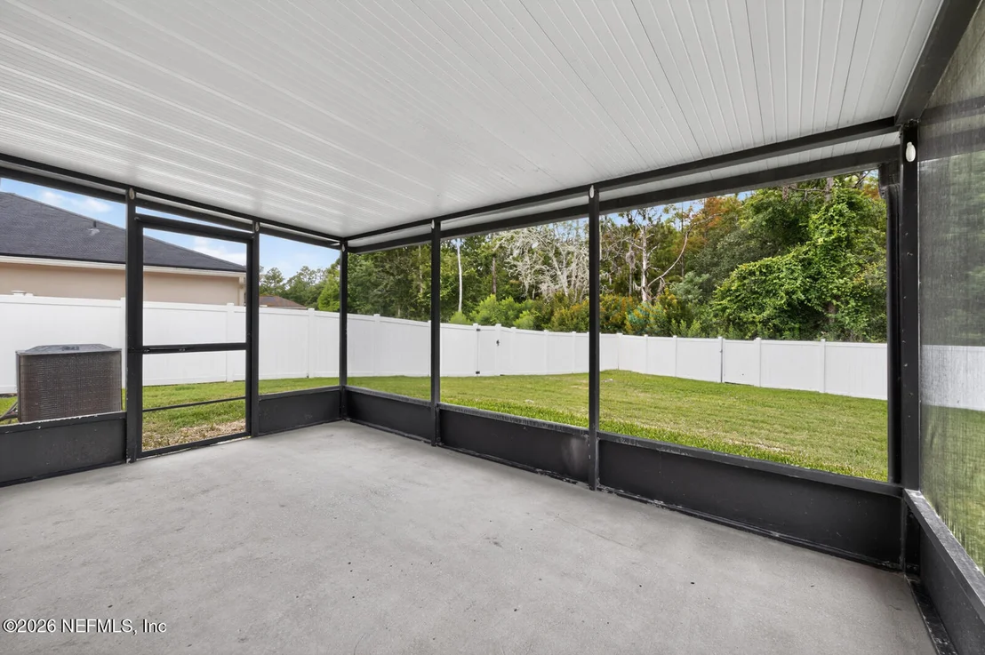 Photo of 161 N TWIN MAPLE Road