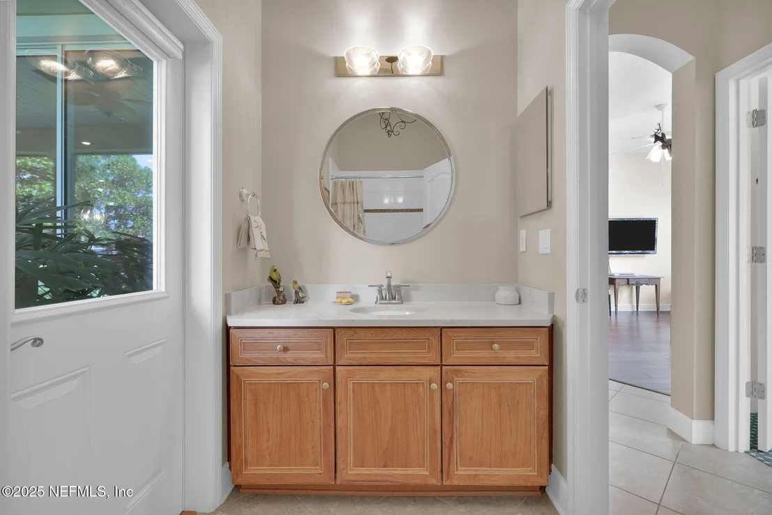 Photo of 159 LA MESA Drive