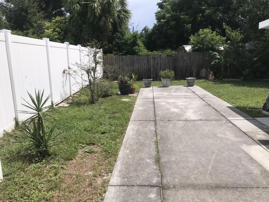 Photo of 274 SARA Drive