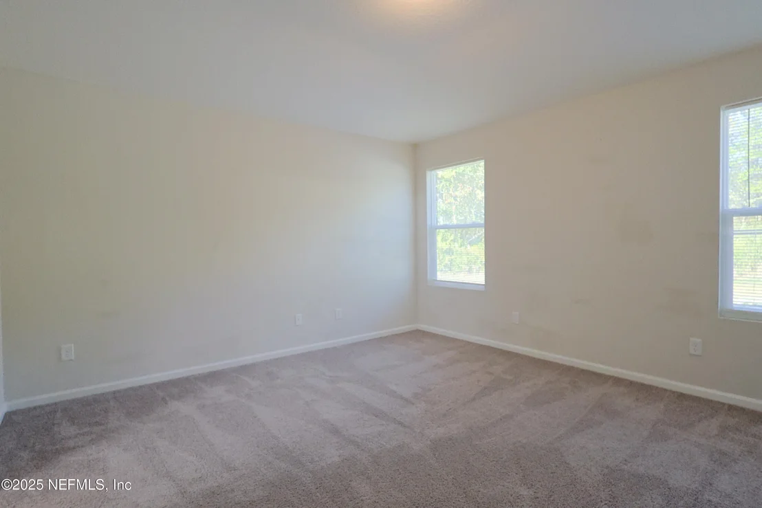 Photo of 52 PEPPERMINT Avenue