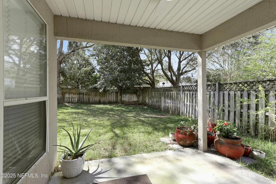 Photo of 1337 RIVER CITY Street