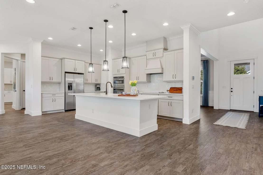 Photo of 8494 MABEL Drive