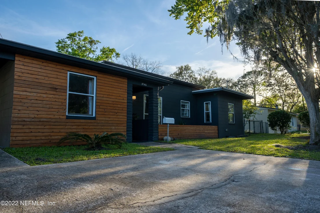 Photo of 5146 ADMIRAL Drive