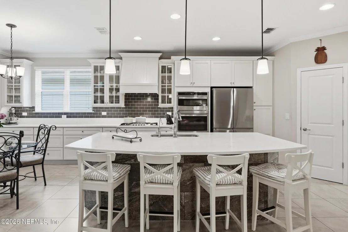 Photo of 24 GREENVIEW Lane