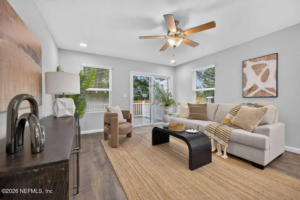 Photo of 817 JACKSON Road
