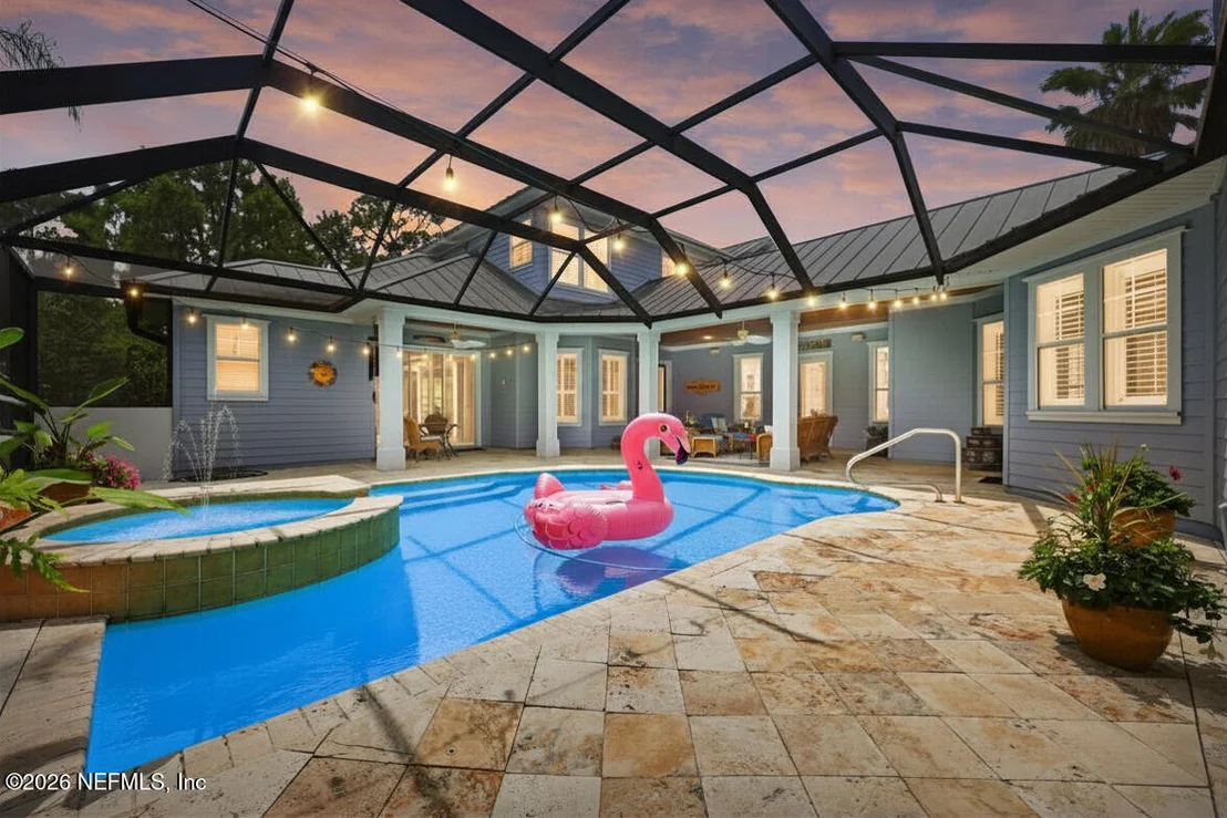Photo of 286 VALE Drive