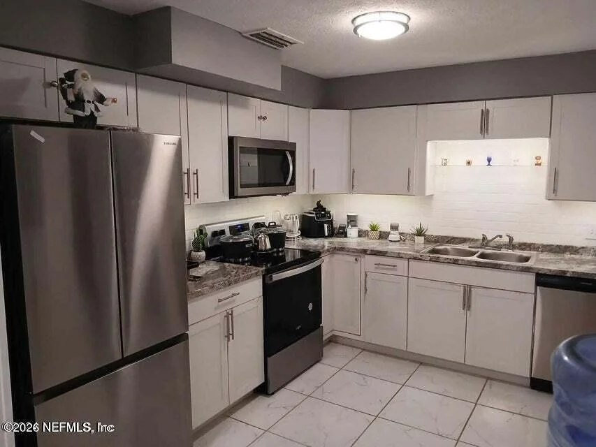 Photo of 4123 PIPER Drive