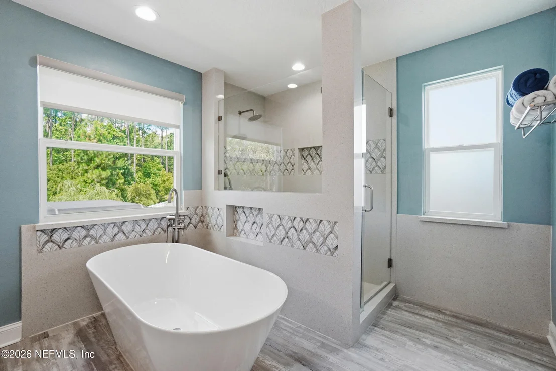 Photo of 605 FORT WILLIAM Drive