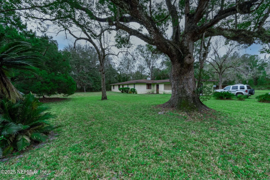 Photo of Unit C at 5705 COUNTY ROAD 208