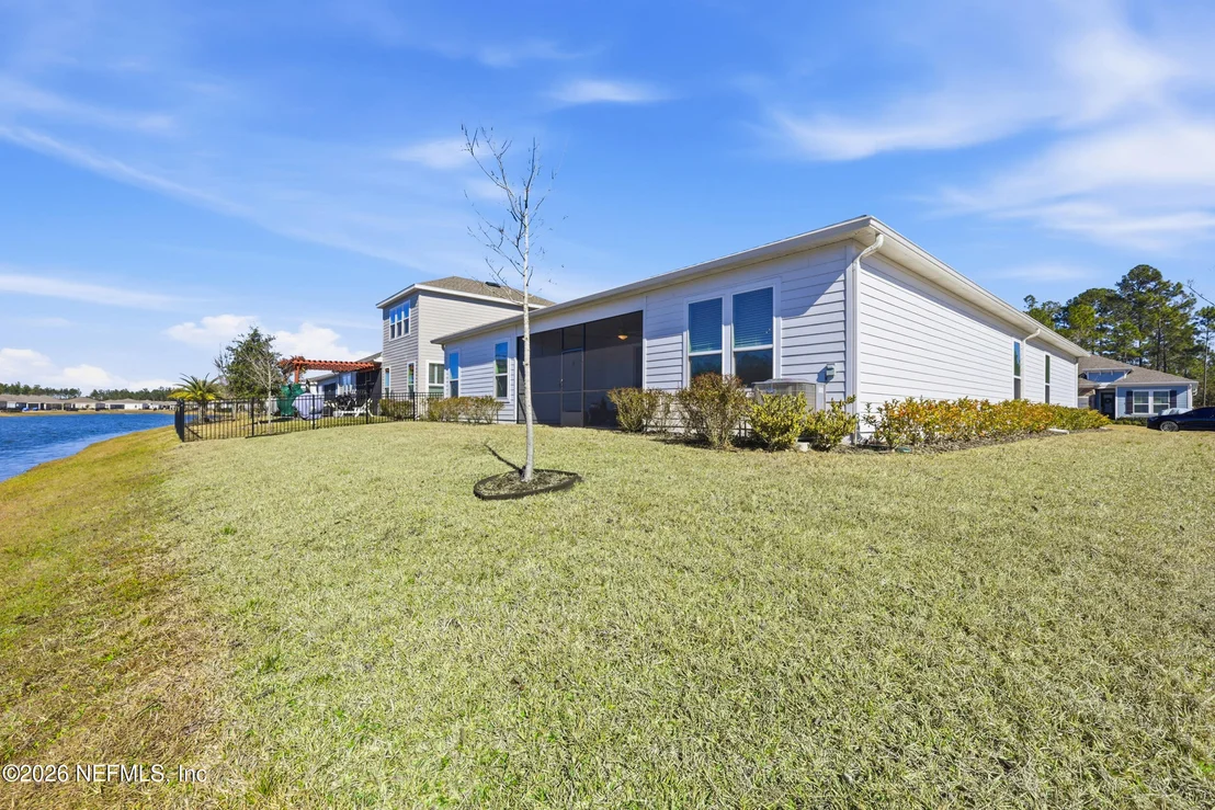 Photo of 75197 PONDSIDE Lane