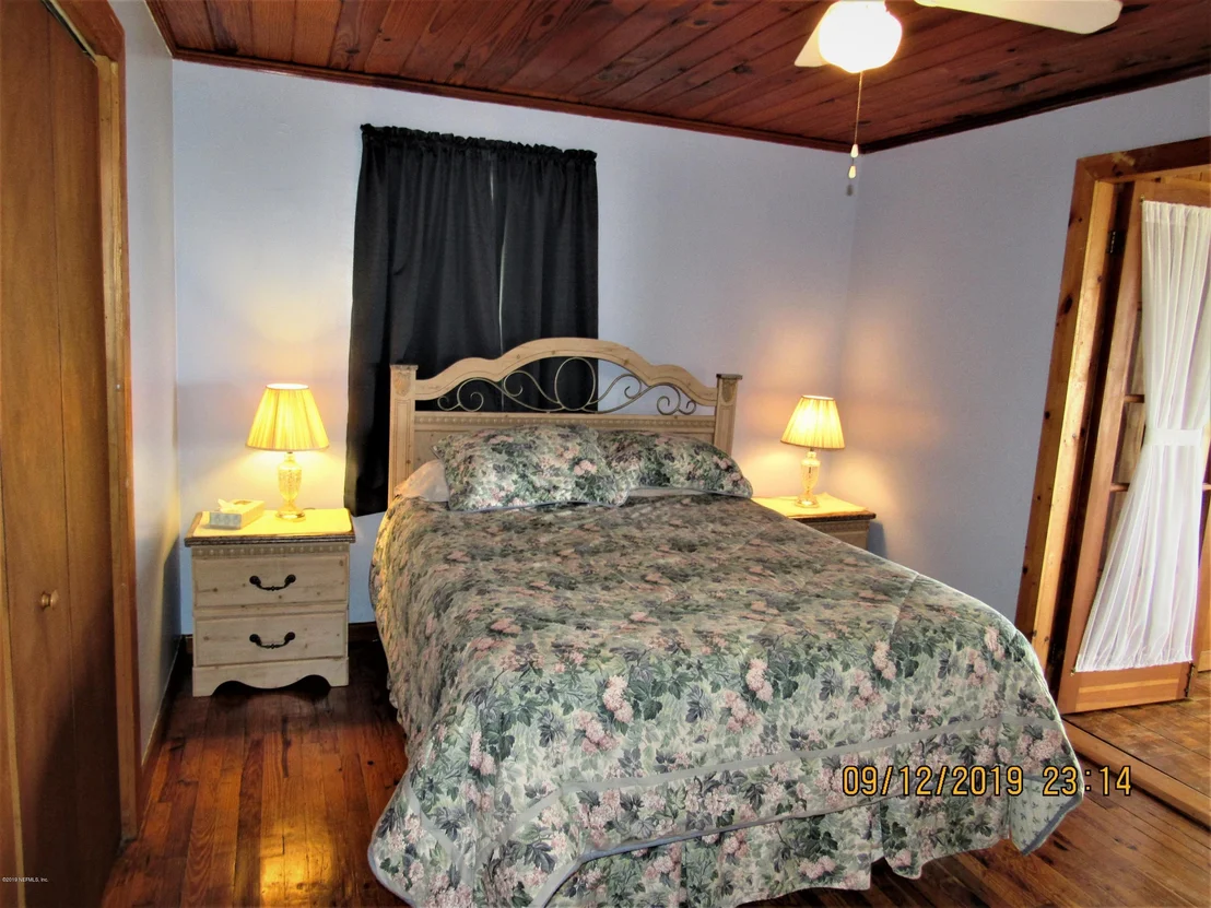 Photo of 263 W RIVER Road