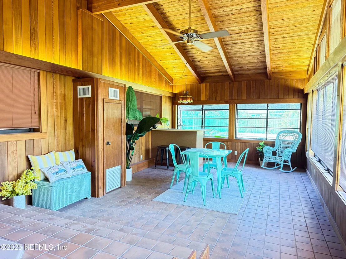 Photo of 1403 RANDALL Street