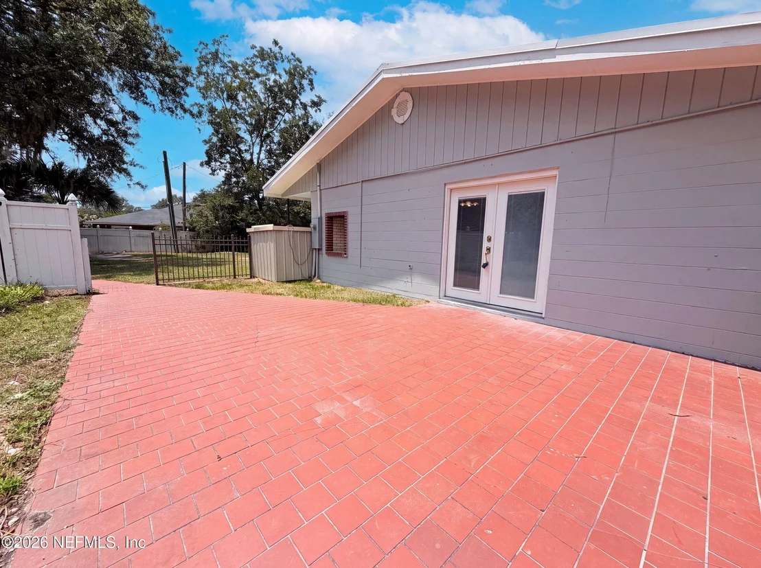 Photo of 1605 RAIFORD Road
