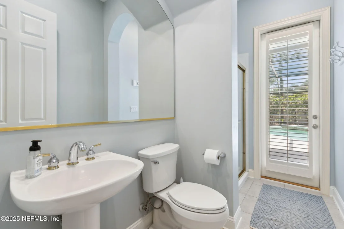 Photo of 724 PINEY Place