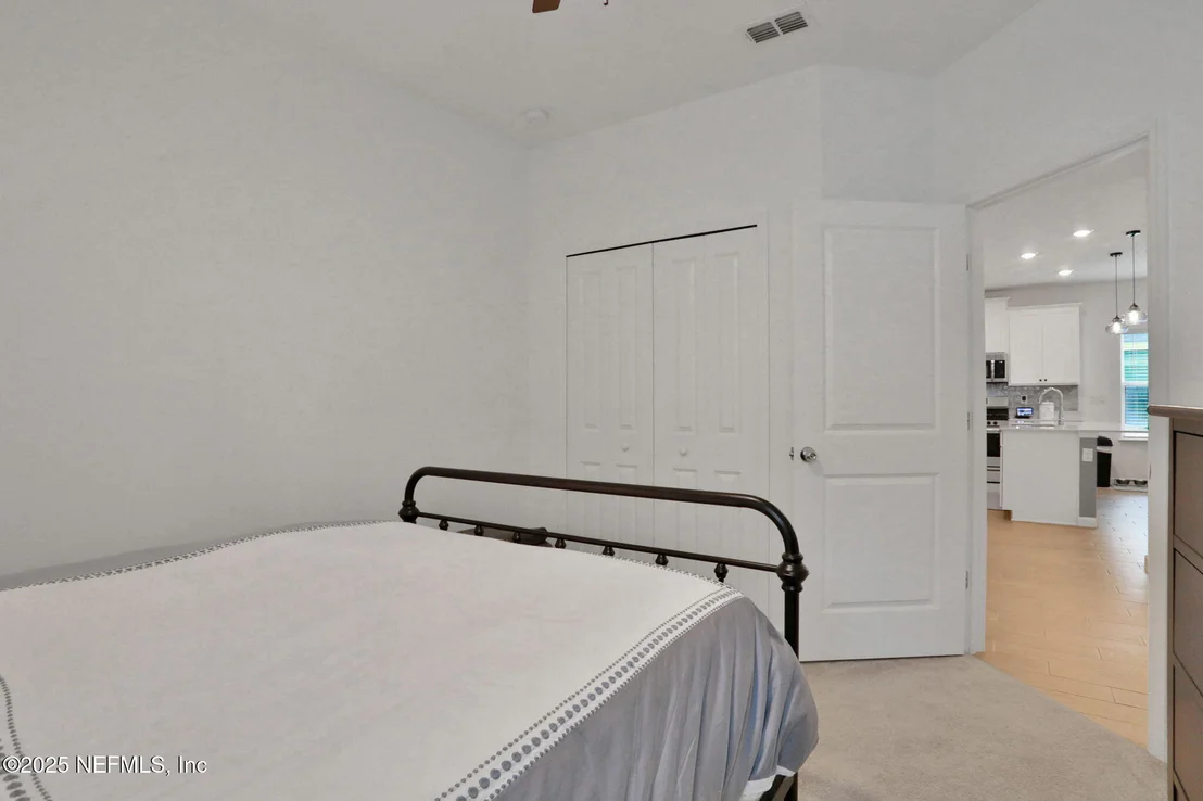 Photo of 75610 PONDSIDE Lane