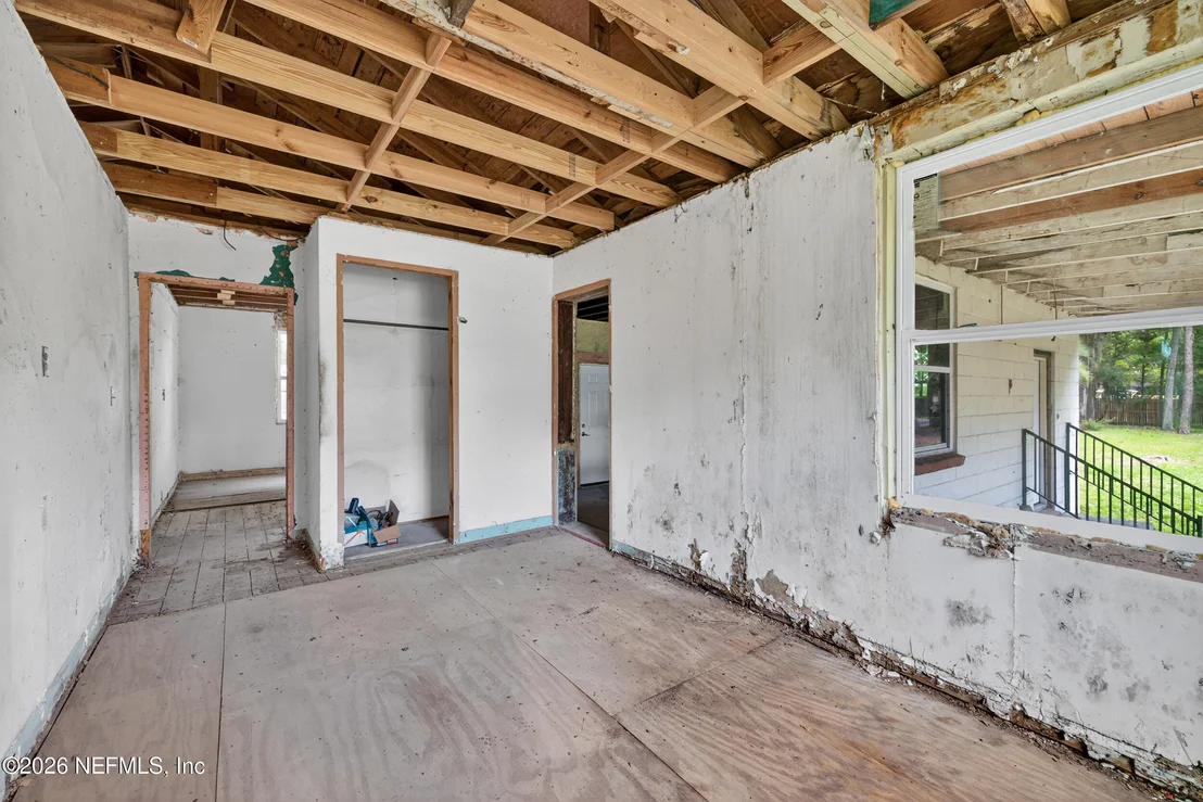 Photo of 9248 RIDGE Boulevard