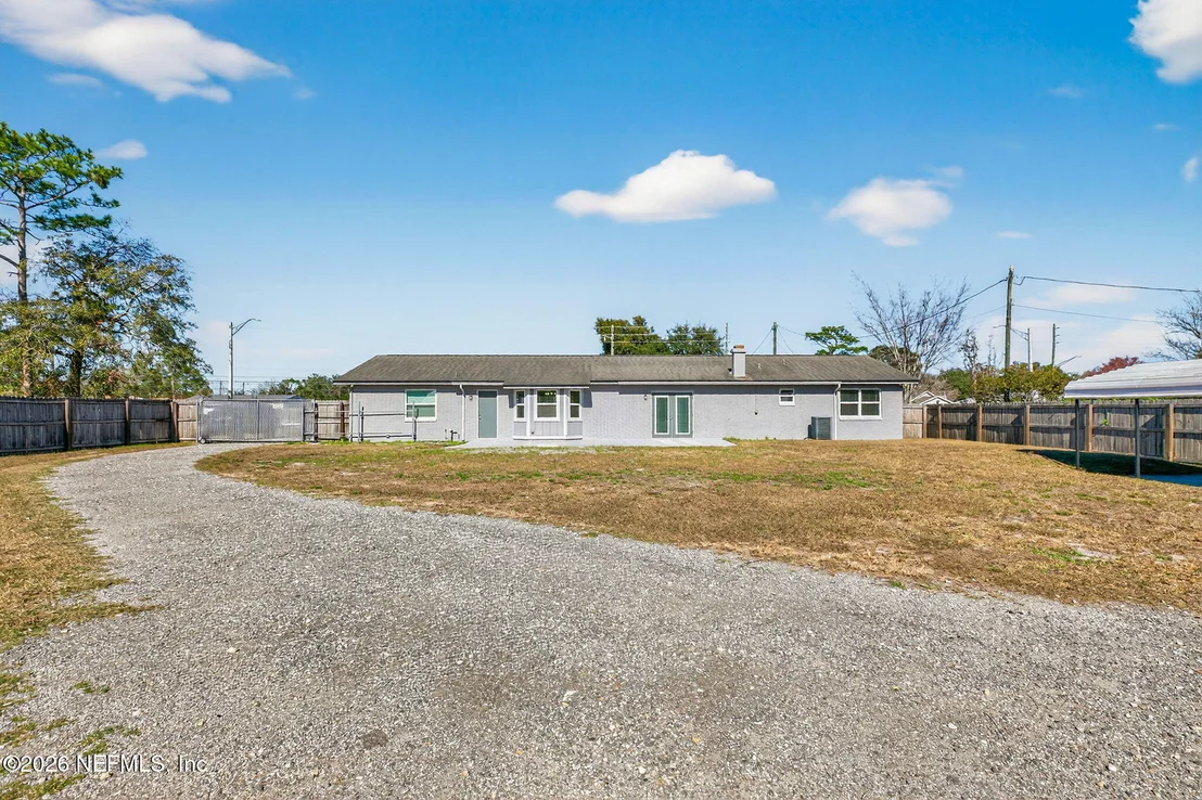 Photo of 8294 COLLINS Road