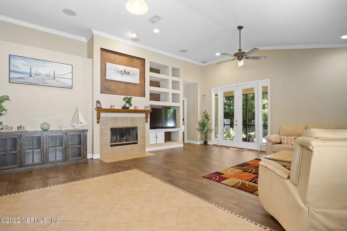 Photo of 65045 RIVER GLEN Parkway