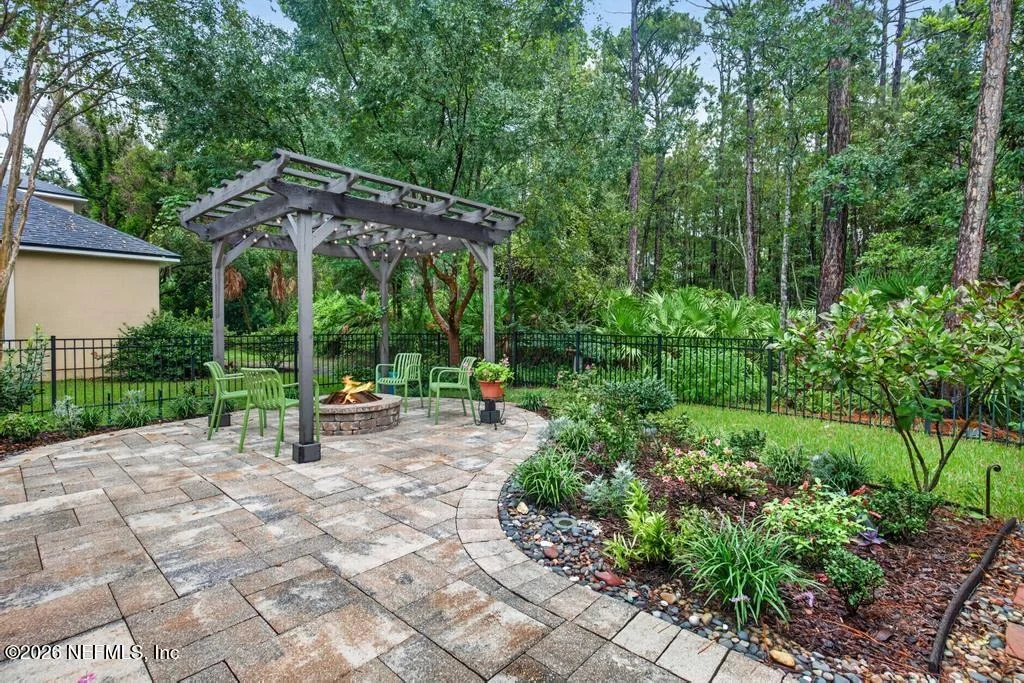 Photo of 160 PARKSIDE Drive