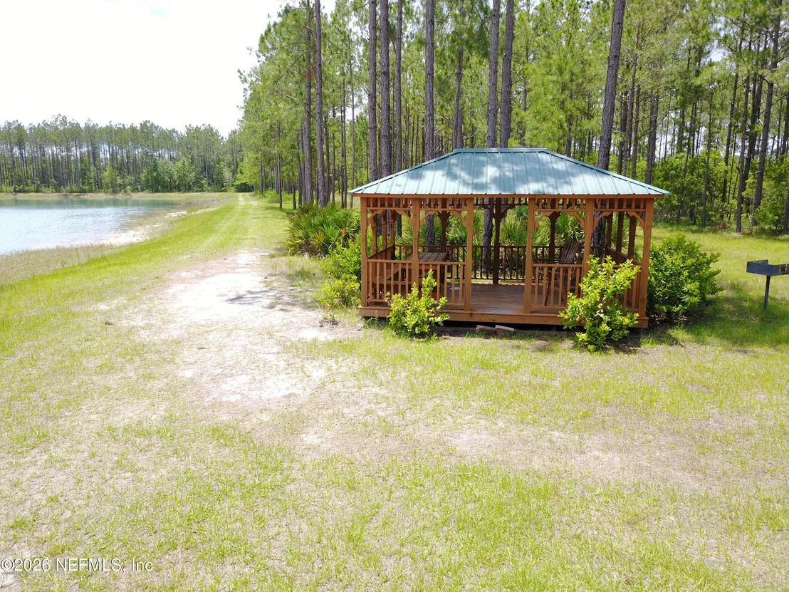 Photo of 15433 BULLOCK BLUFF Road