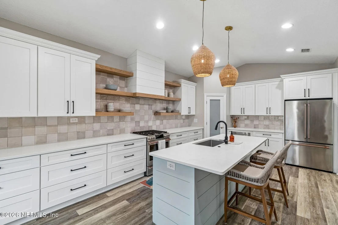 Photo of 123 SUNSET Circle S