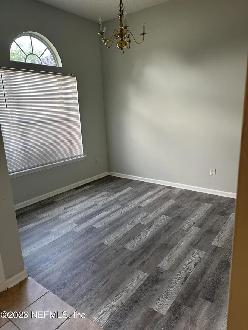 Photo of 1610 NORTHGLEN Circle