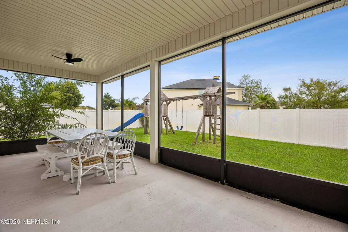 Photo of 95237 PERIWINKLE Place