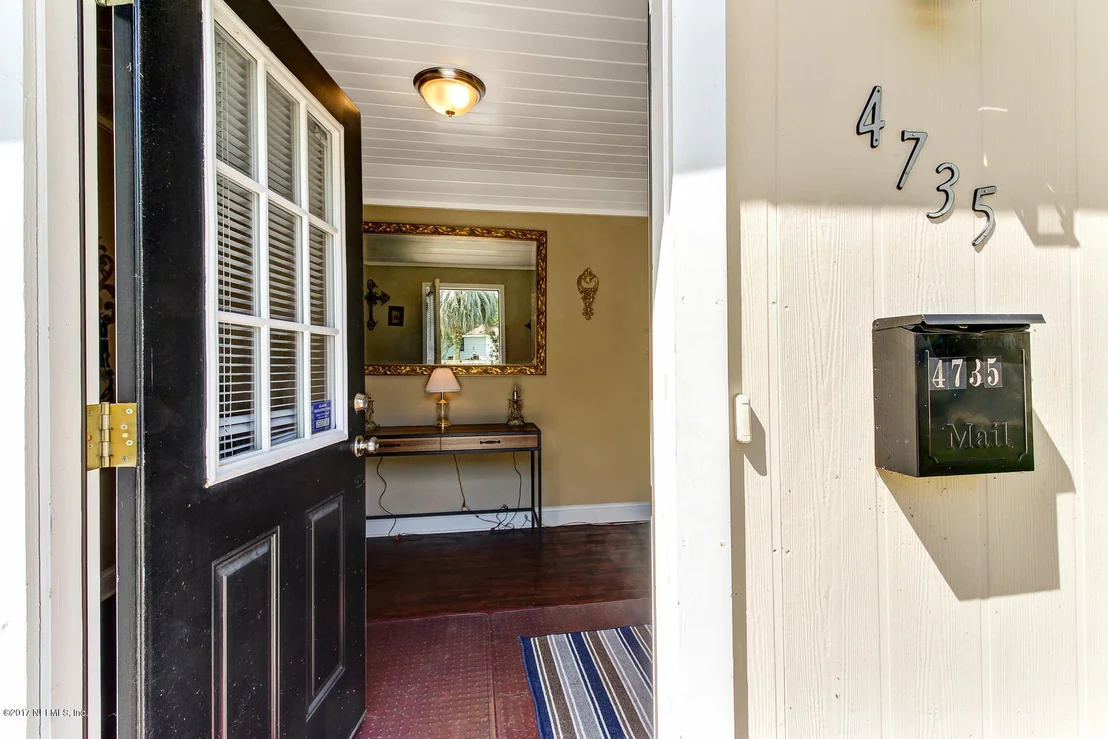 Photo of 4735 SEFA Circle N