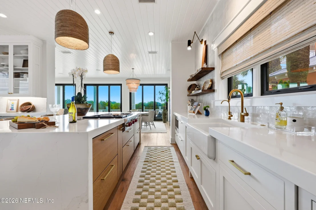 Photo of 688 OCEAN PALM Way
