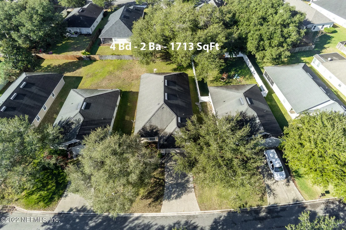 Photo of 1054 MOOSEHEAD Drive