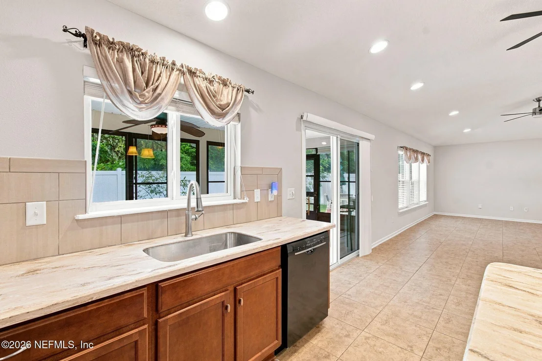Photo of 9592 ABBY GLEN Circle