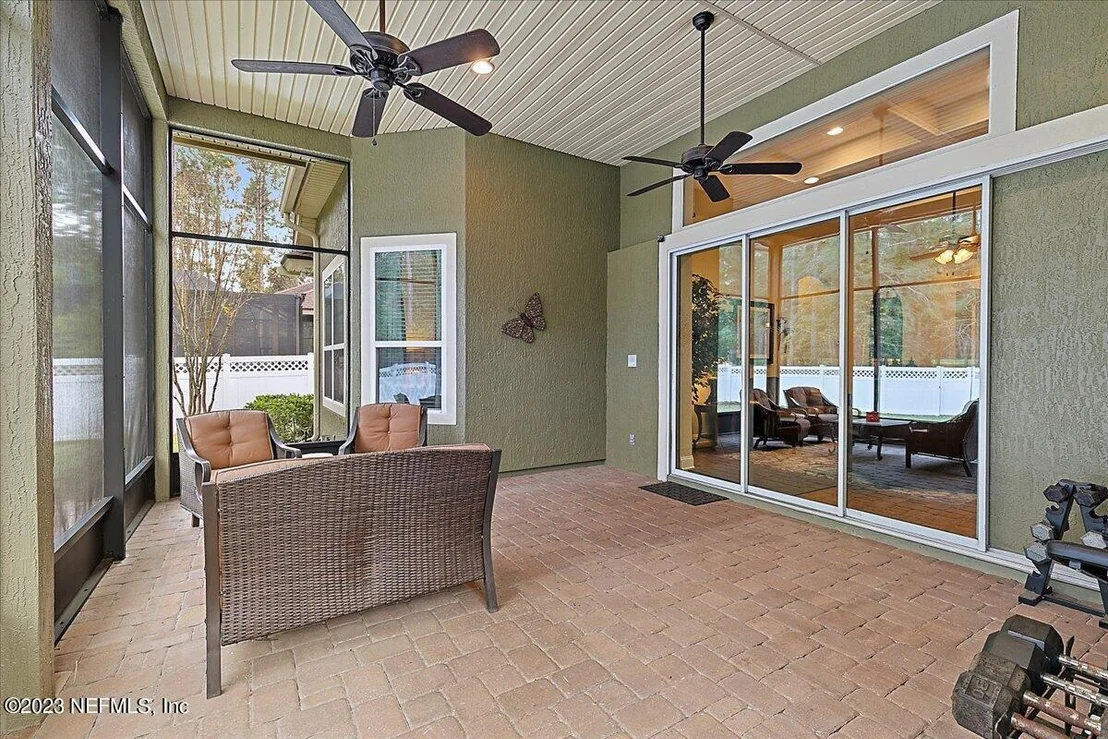 Photo of 158 STAPLEHURST Drive